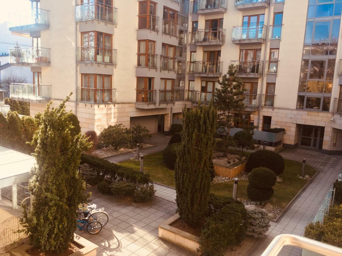 Apartment Family - Private Parking Krakau
