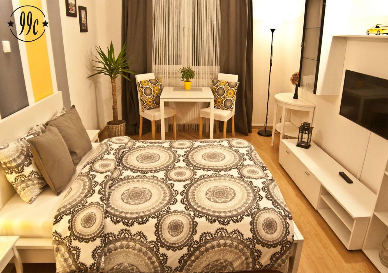 99c Apartment
