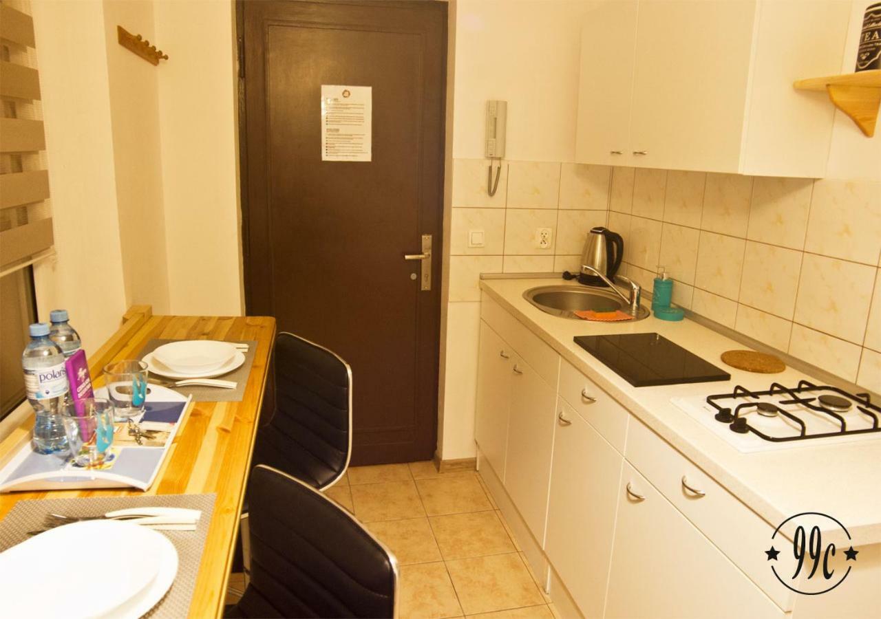 Apartment 99c