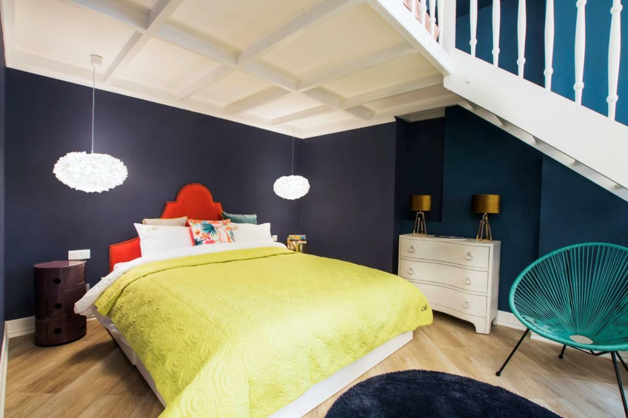 Art Apartment *