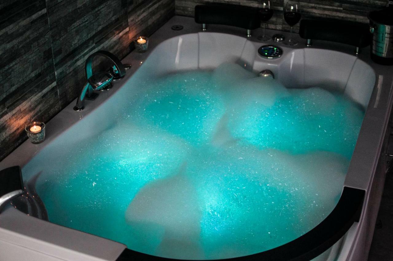 Cracow Jacuzzi - Silver