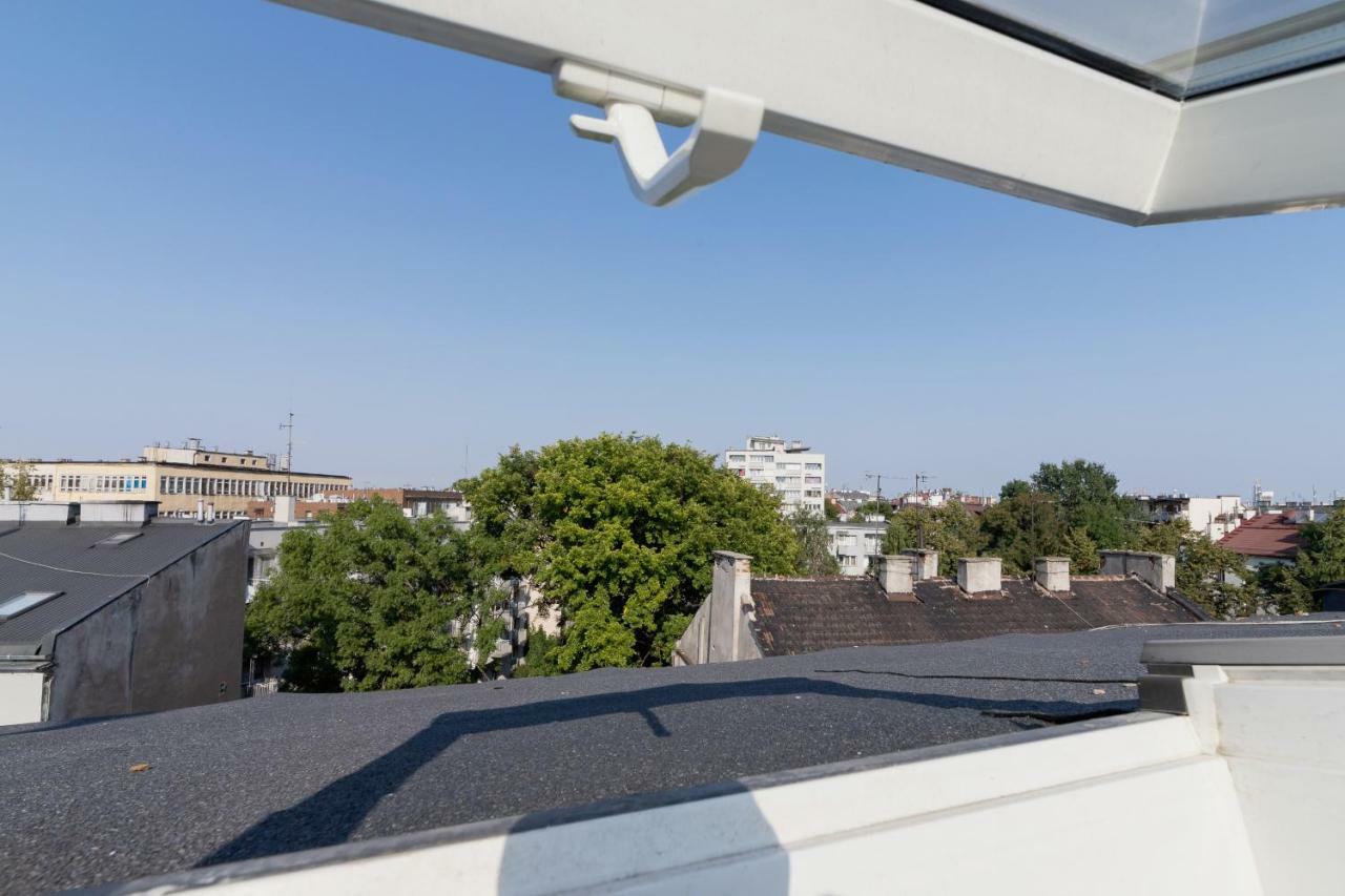 Mazowiecka By Renters Apartment