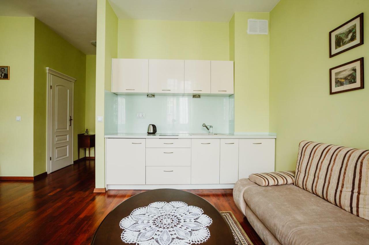 100% Cracovian Traditional Apartment *