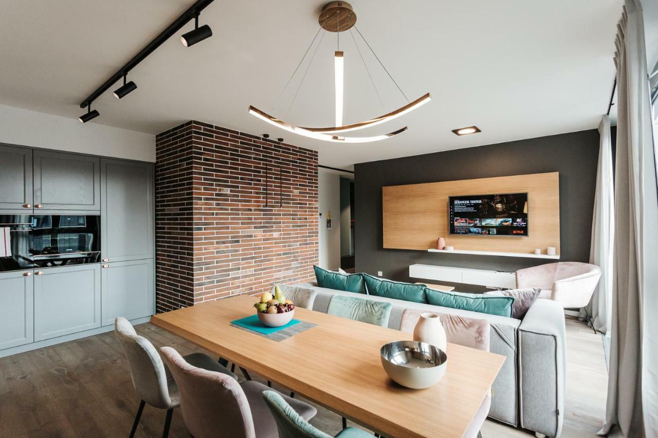 Diamond - Luxurious - A/c Apartment *