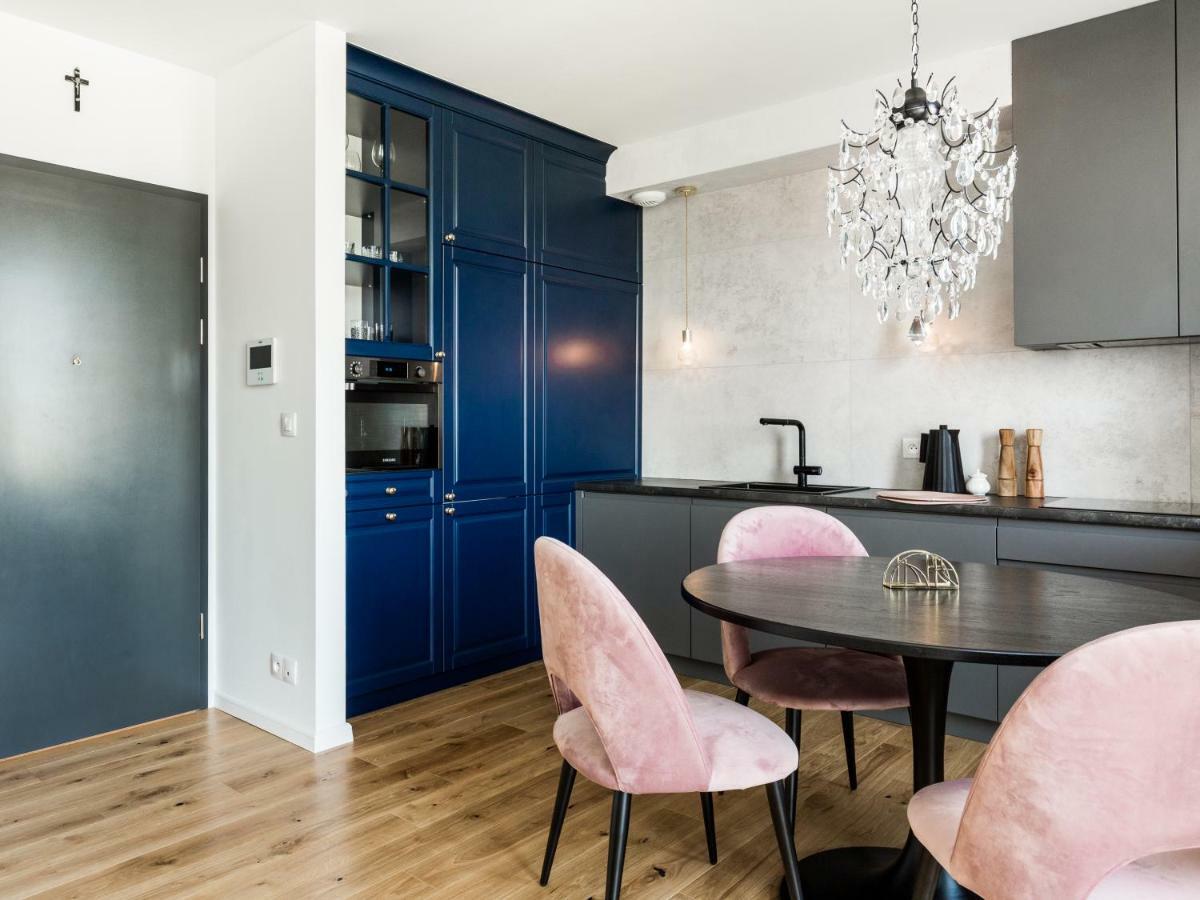 Brooklyn Apartment *