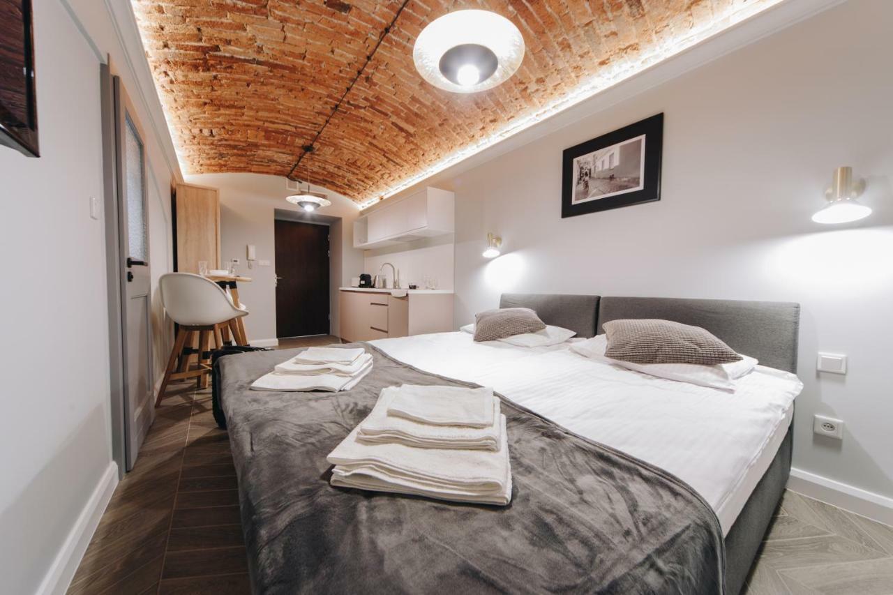 Apartment M2 Main Square *