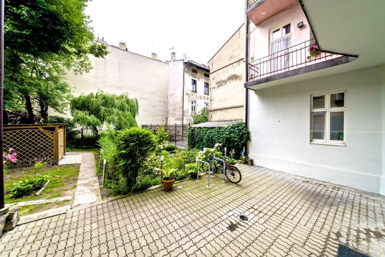 Apartment Z Ogrodem Przy Starej Zajezdni *