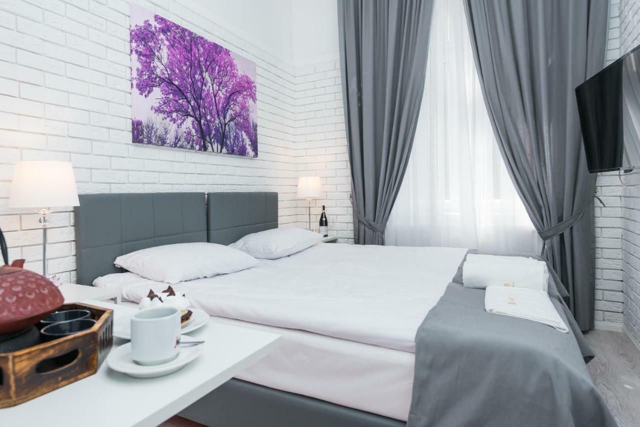 Salomea Apartment