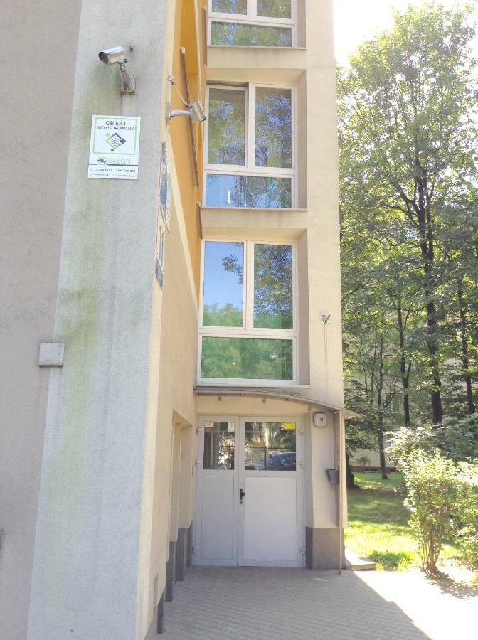 Absolutely Apartment *
