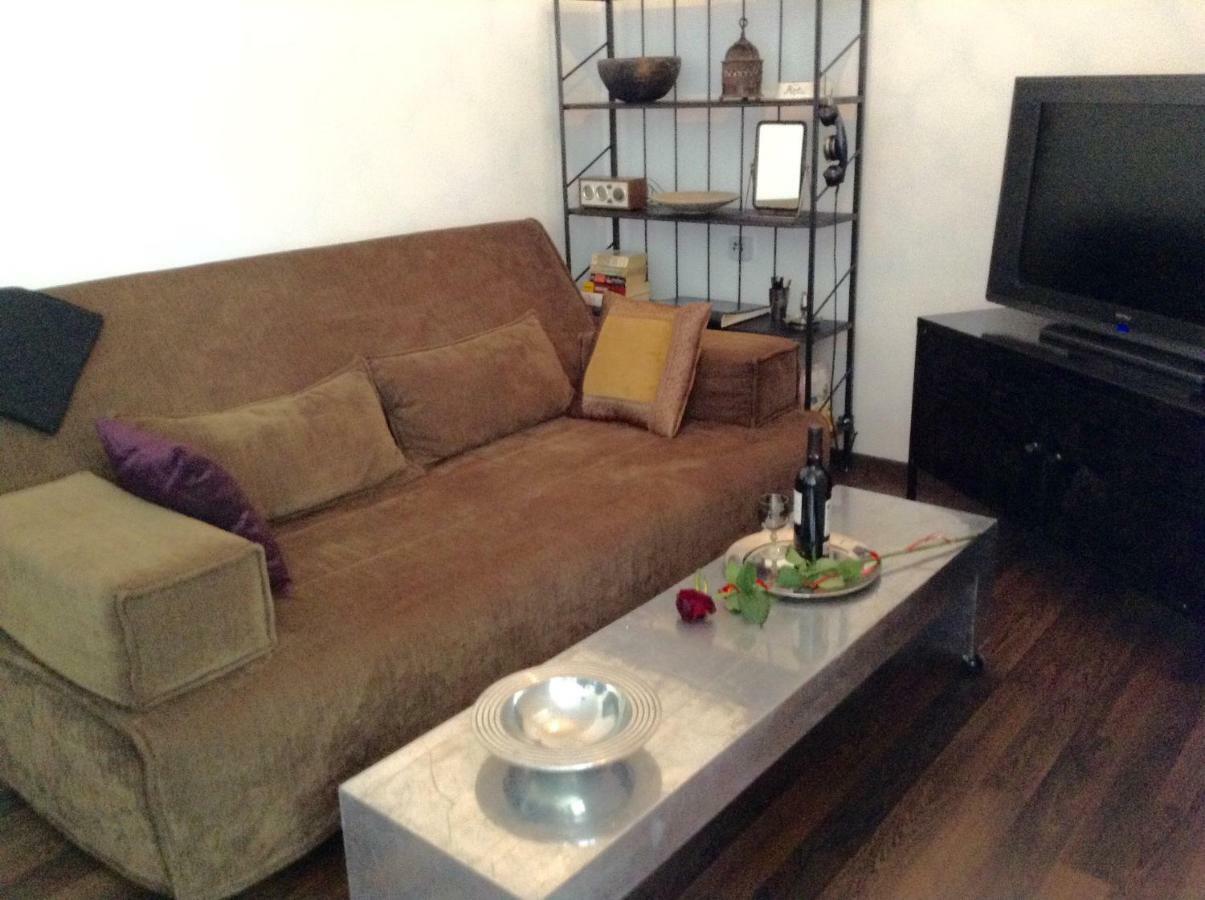 Apartment Absolutely *