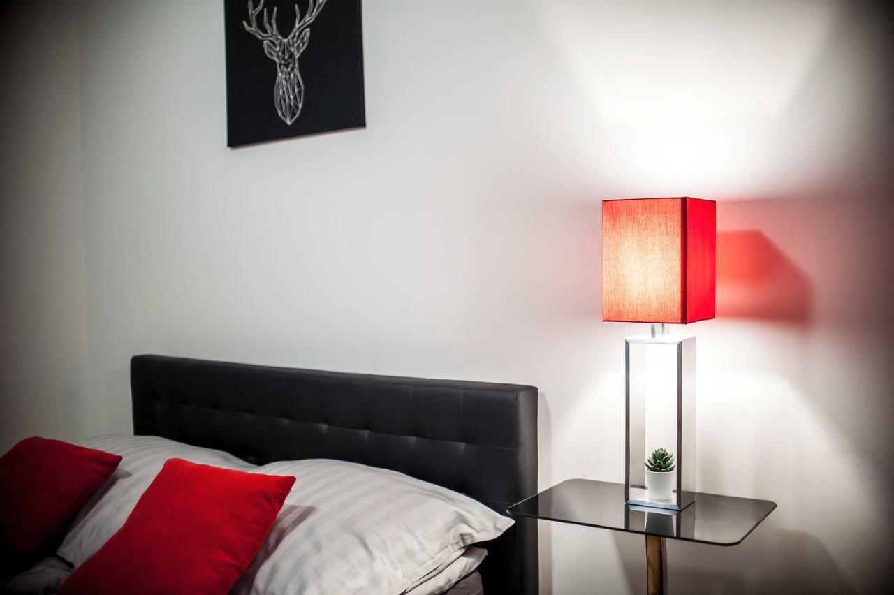 Tp Apartment
