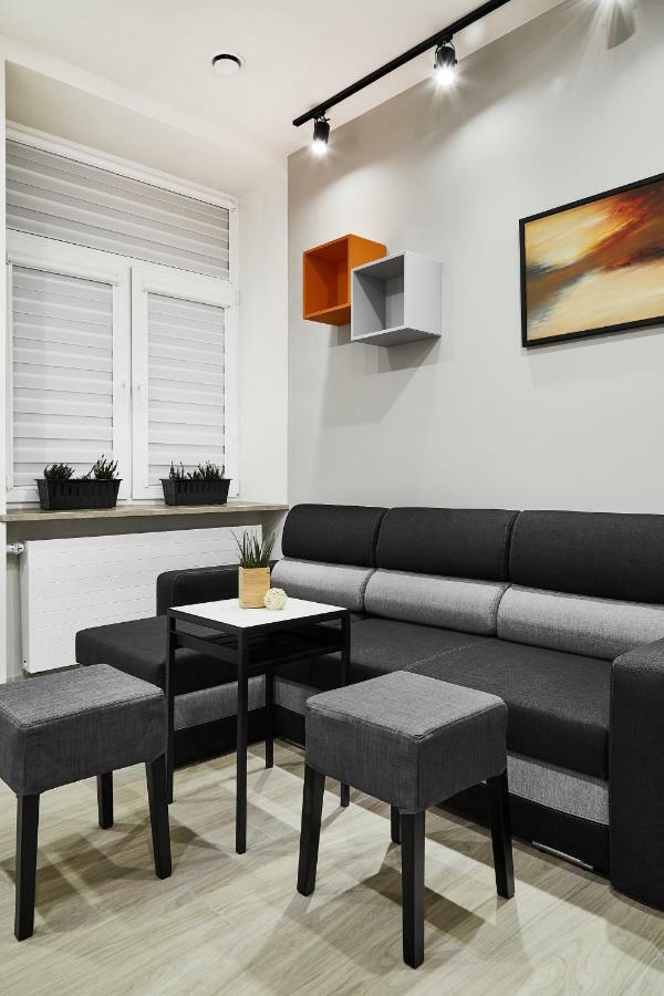 Apartment Compact Slowackiego Avenue *