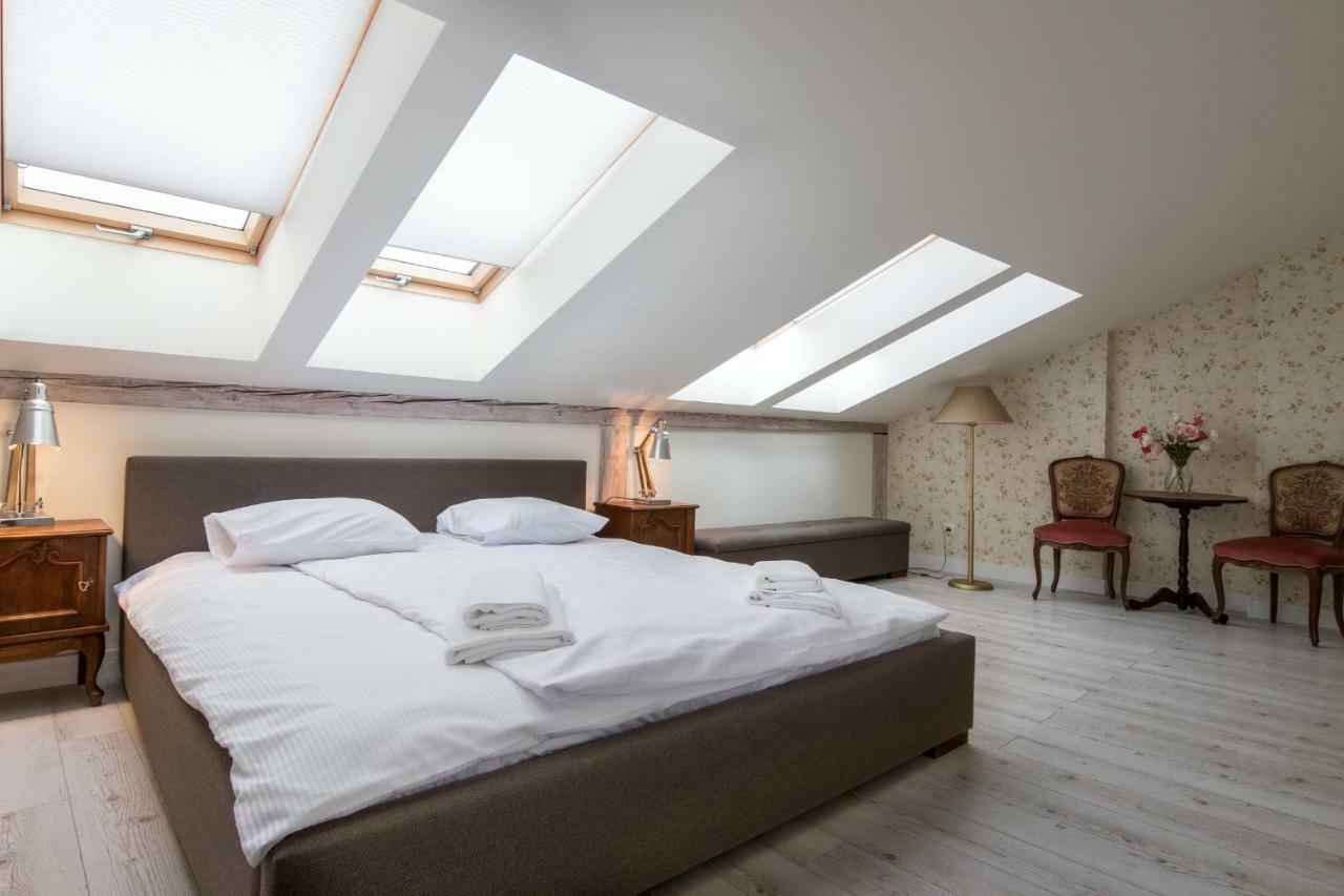 Cheerful Air Conditioned With Mezzanine And Parking - Old Town Krakau