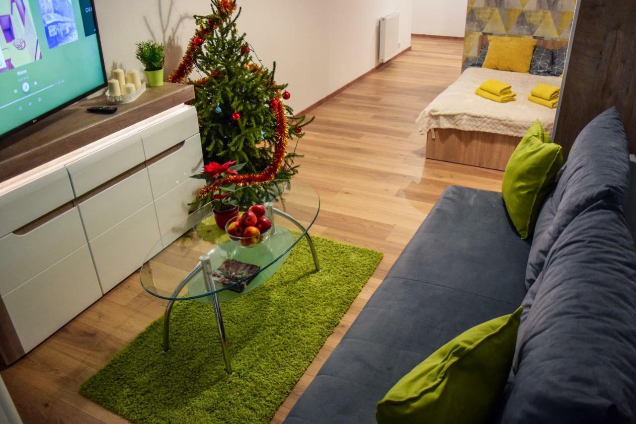 Apartamento Mogilska Tower + Garaz Cracóvia