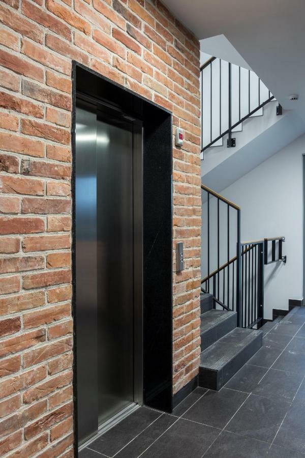 Angel Apartment *