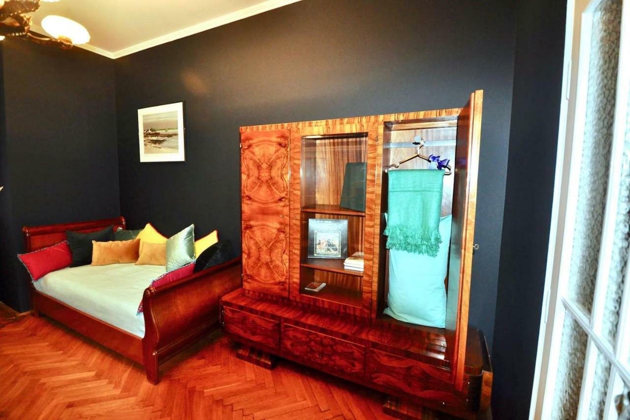 Fine Art Luxury In The Old Town Absolute Center Krakow
