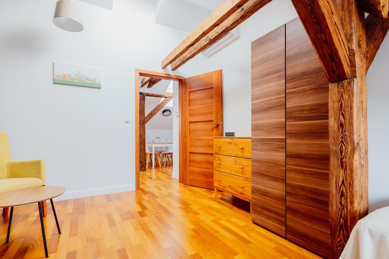 Atticus Apartment