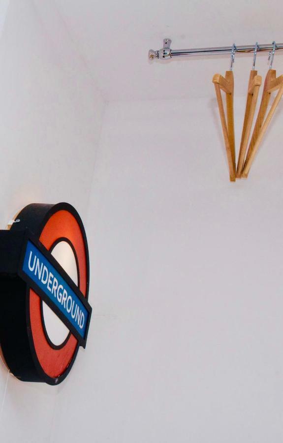 London * Krakow