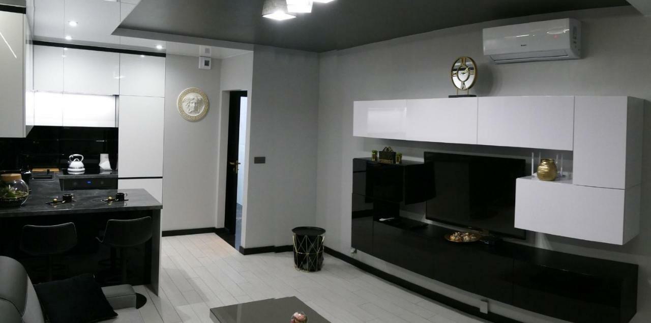 Lema Versace Apartment