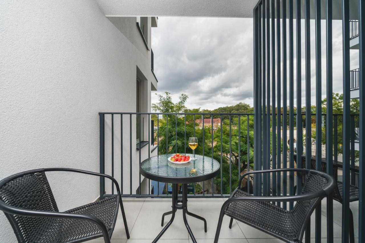 Sarah Old Town Hotel apartamentowy 3*
