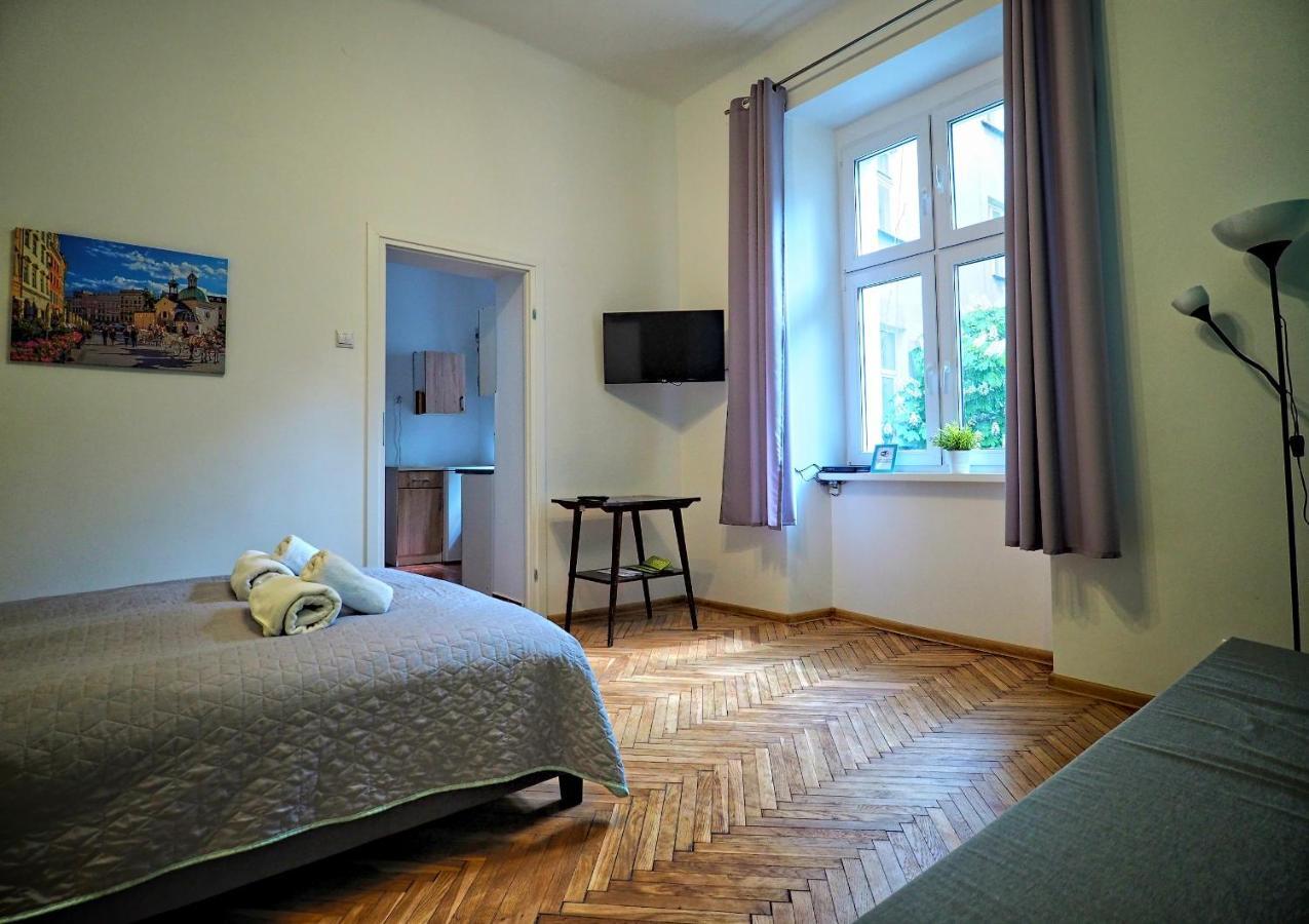 Second / Wiślna 4 Apartament *