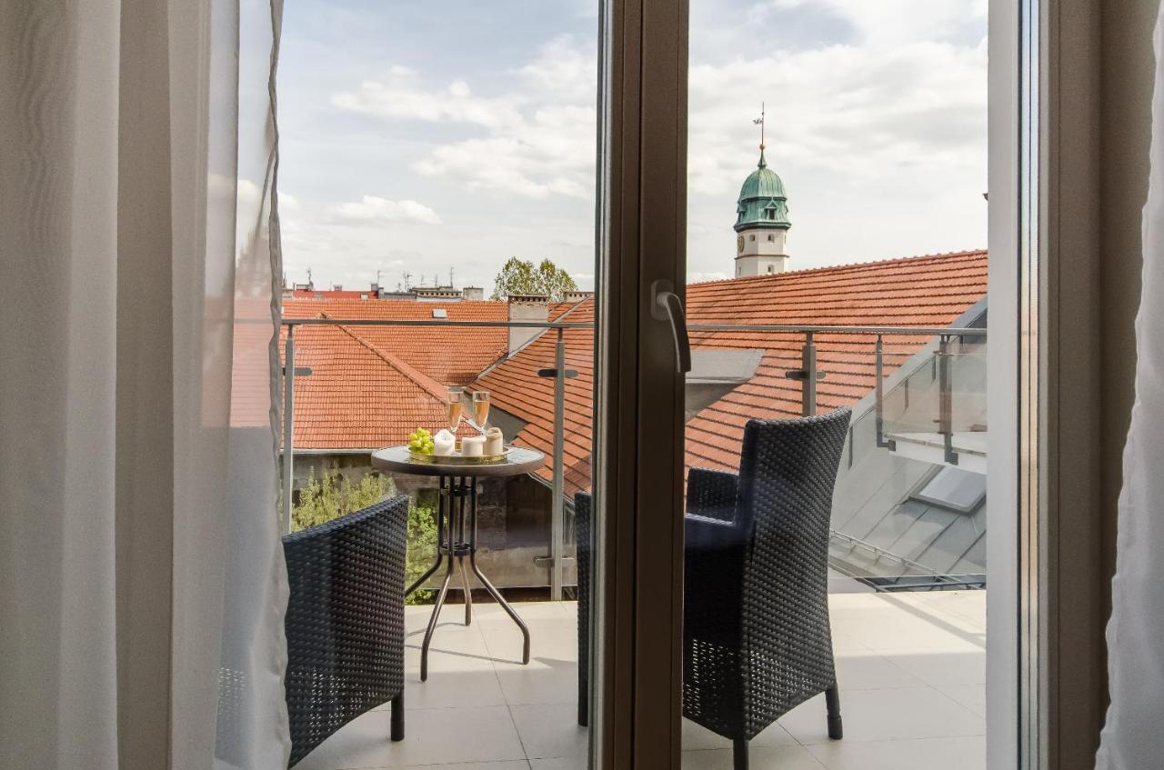 Kazimierz Penthouse With Private Terrace