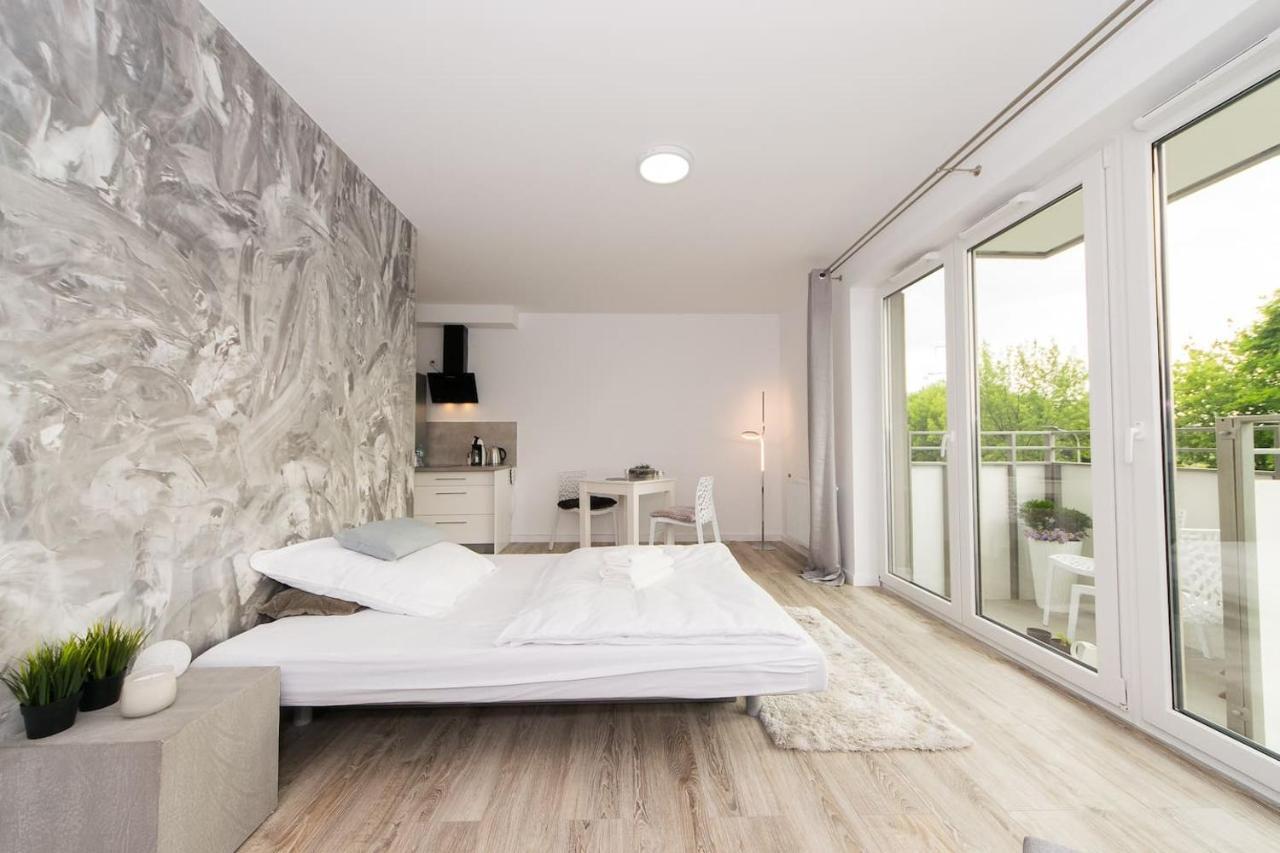 Cosy Studio With Private Garage P4you Pl