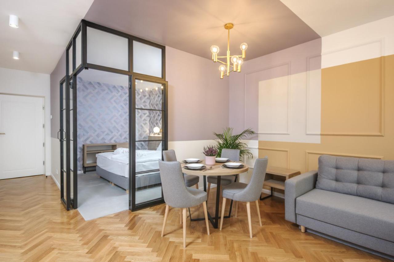 Ermine Aparthotel 3*