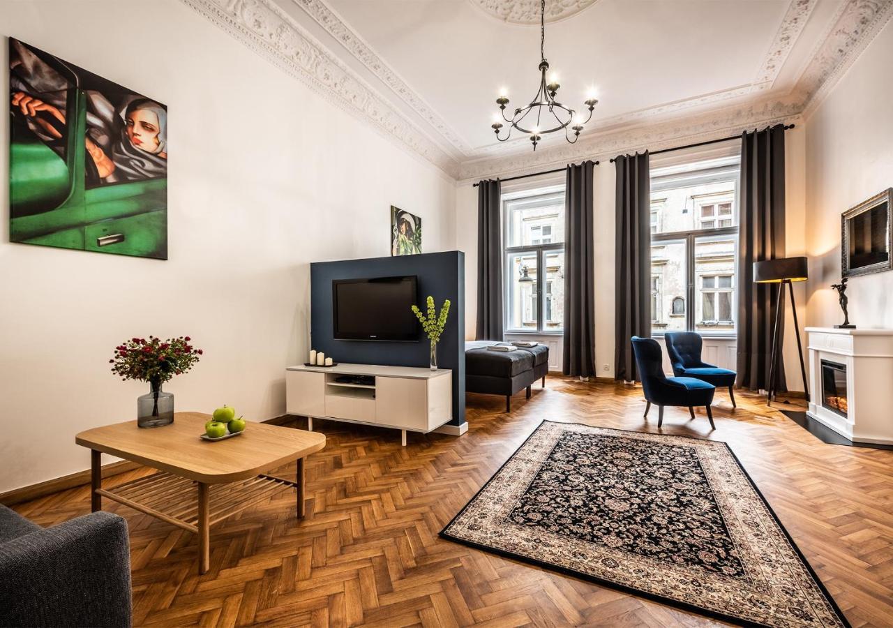 Nobis * Krakow