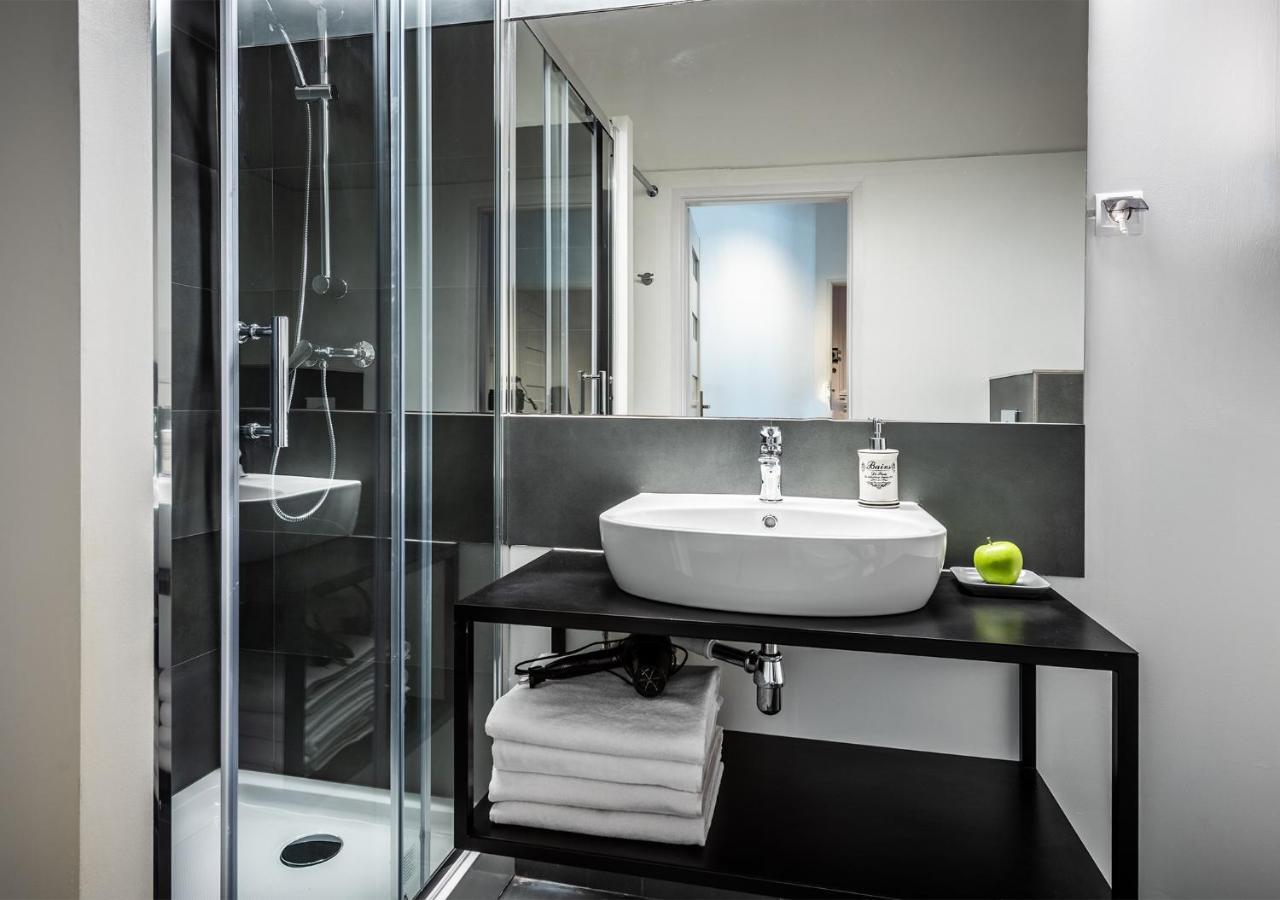 Nobis Guest house