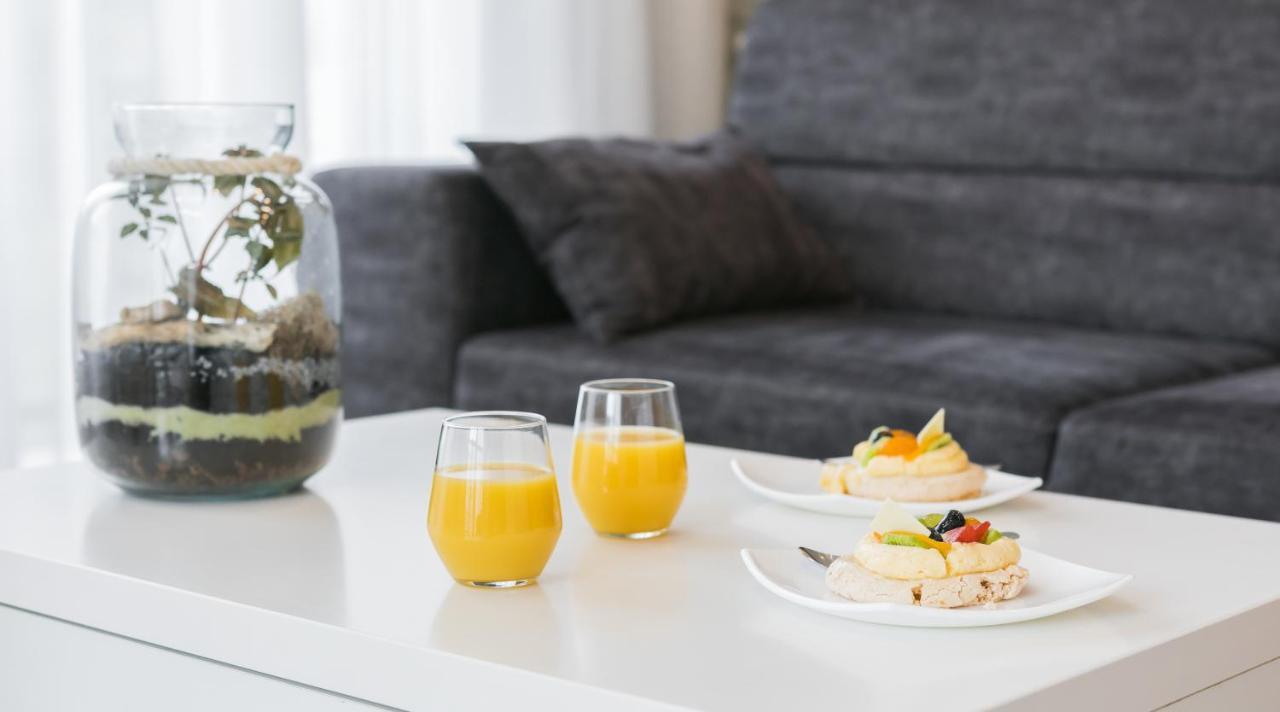 Arianska 6 By Let's Appartement