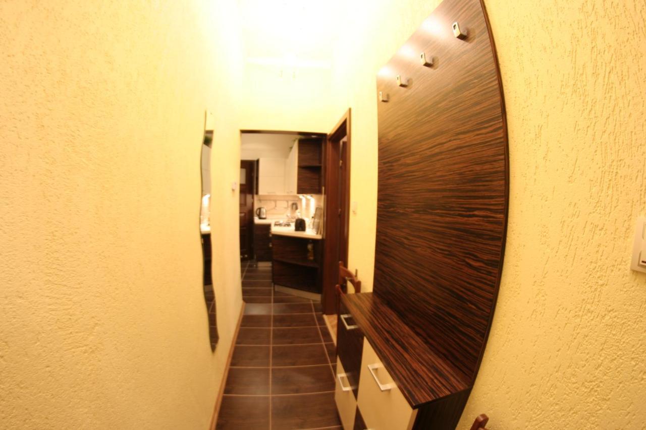 Appartement J2 *