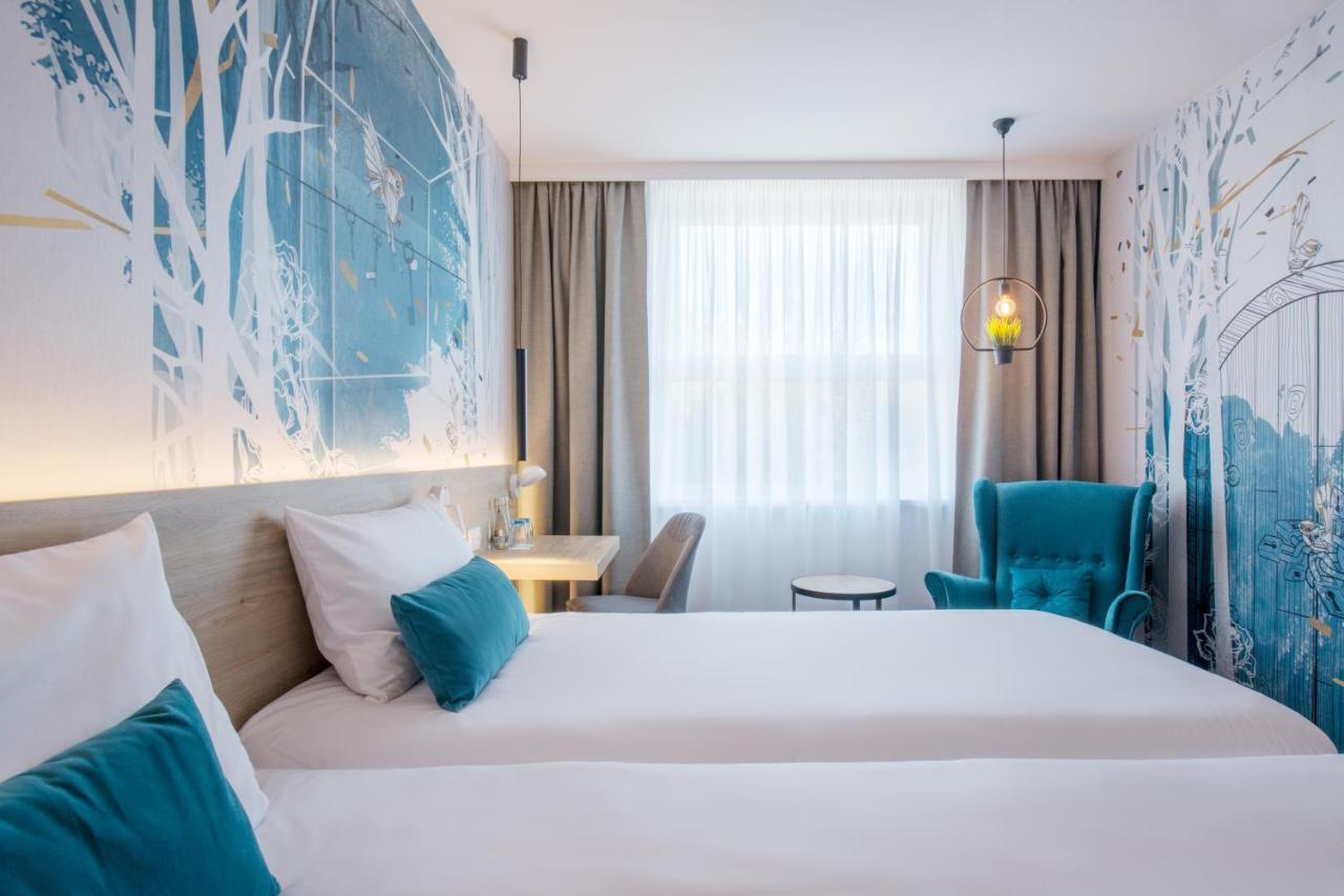 Ibis Styles East Hotel 3*
