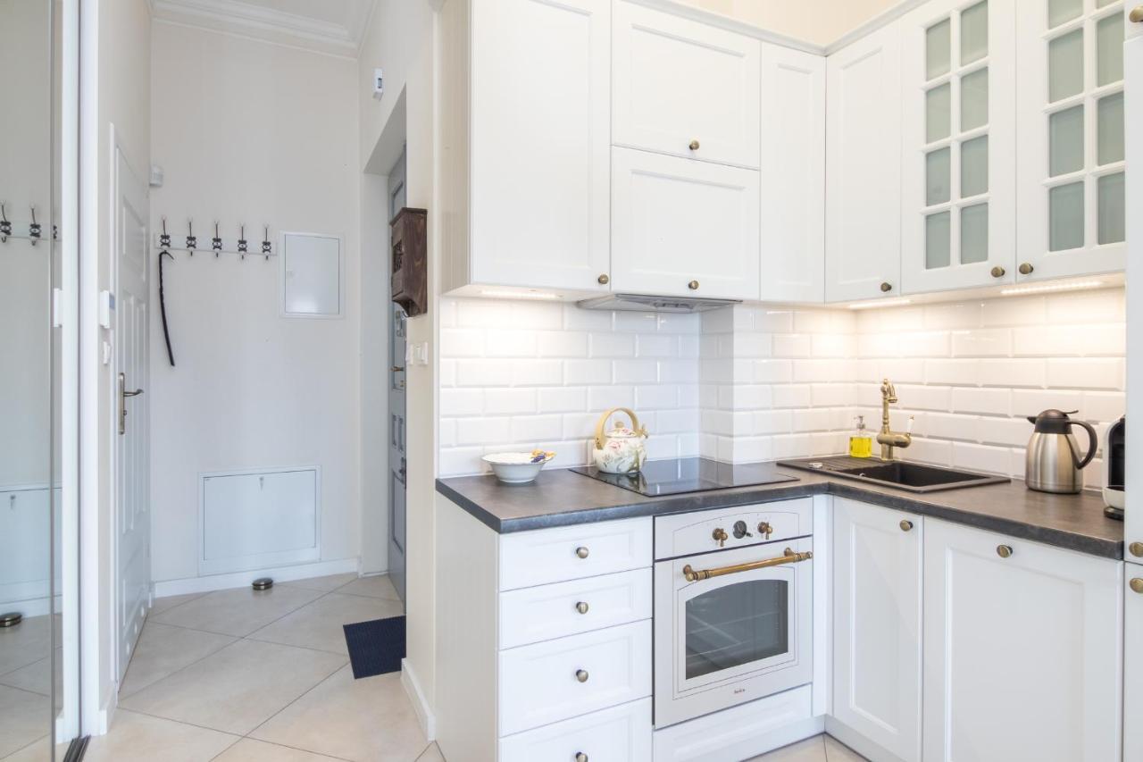 Cheerful Air Conditioned With Mezzanine And Parking - Old Town *