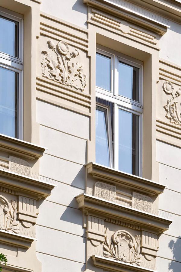 Gem By Castle Krakau