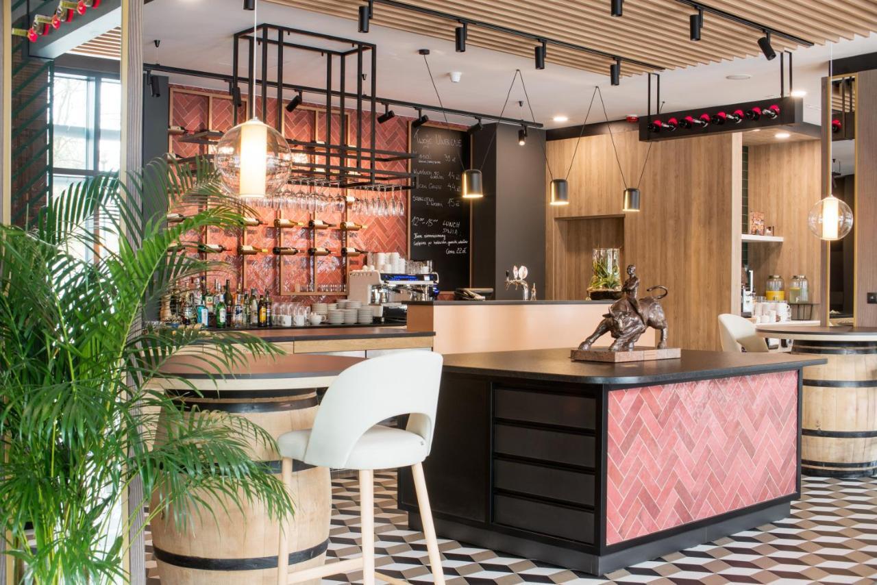 Ibis Styles East Hotel 3*
