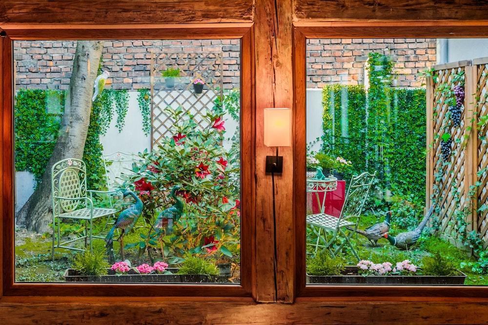 Art & Garden 3* Krakow