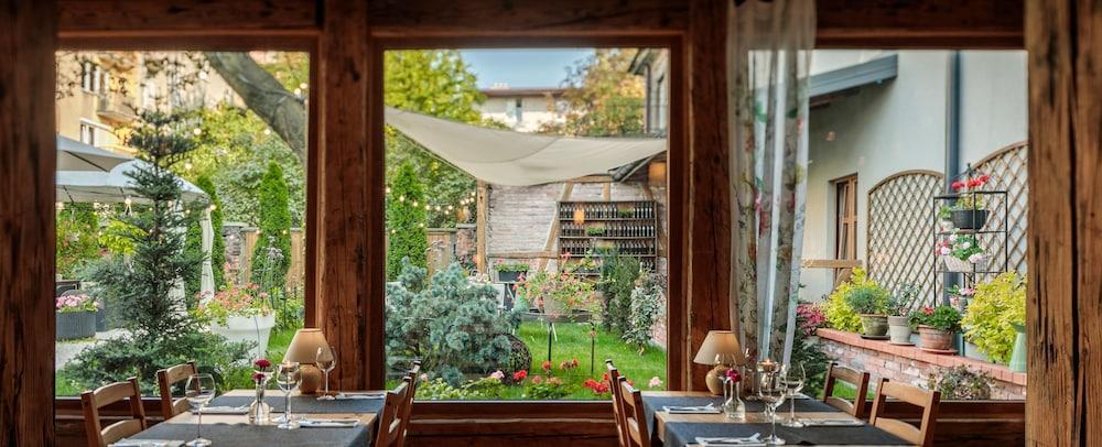 Art & Garden 3* Krakow