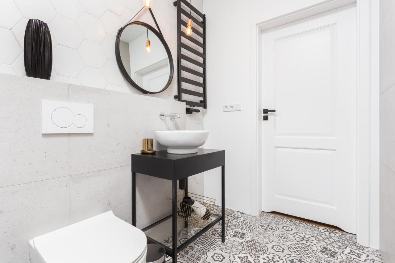 Of The Kings - Nubium Appartement