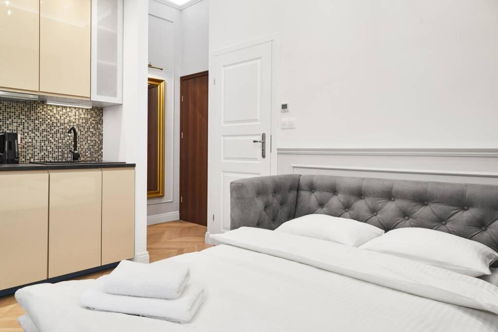 Househost I: Studencka Street Apartamento