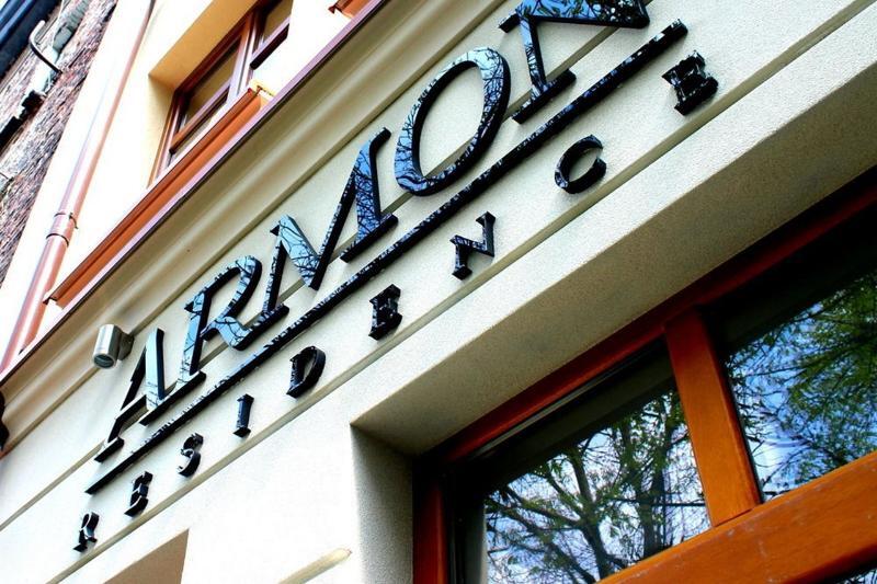 Armon Krakow