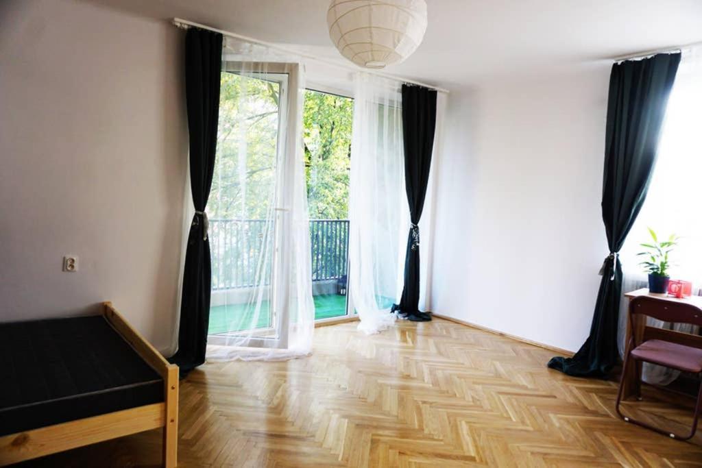 Sunshine Parkside Hideaway - 3 Bedroom - By Upstairs *