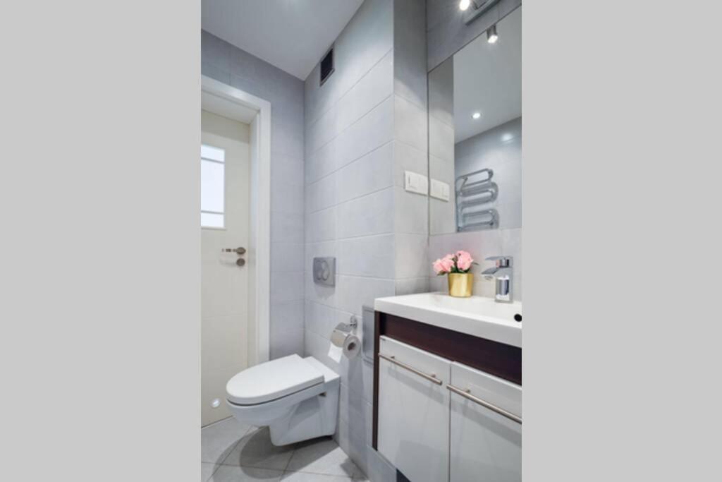 Apartament White Beds - For 6 People In The Center Kraków