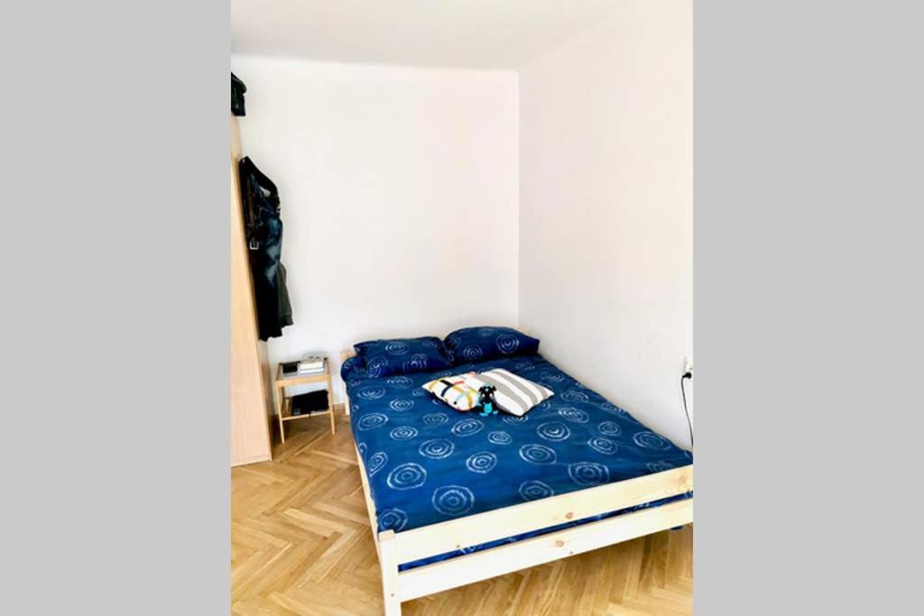 Apartment Sunshine Parkside Hideaway - 3 Bedroom - By Upstairs Krakow