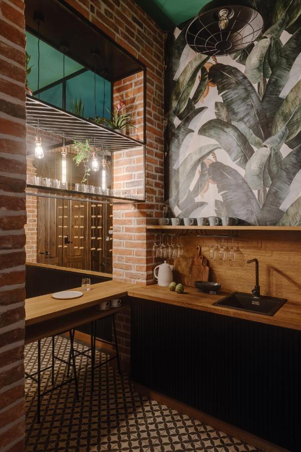 Larry Bird Old Town By Willywalls Apartment Krakow