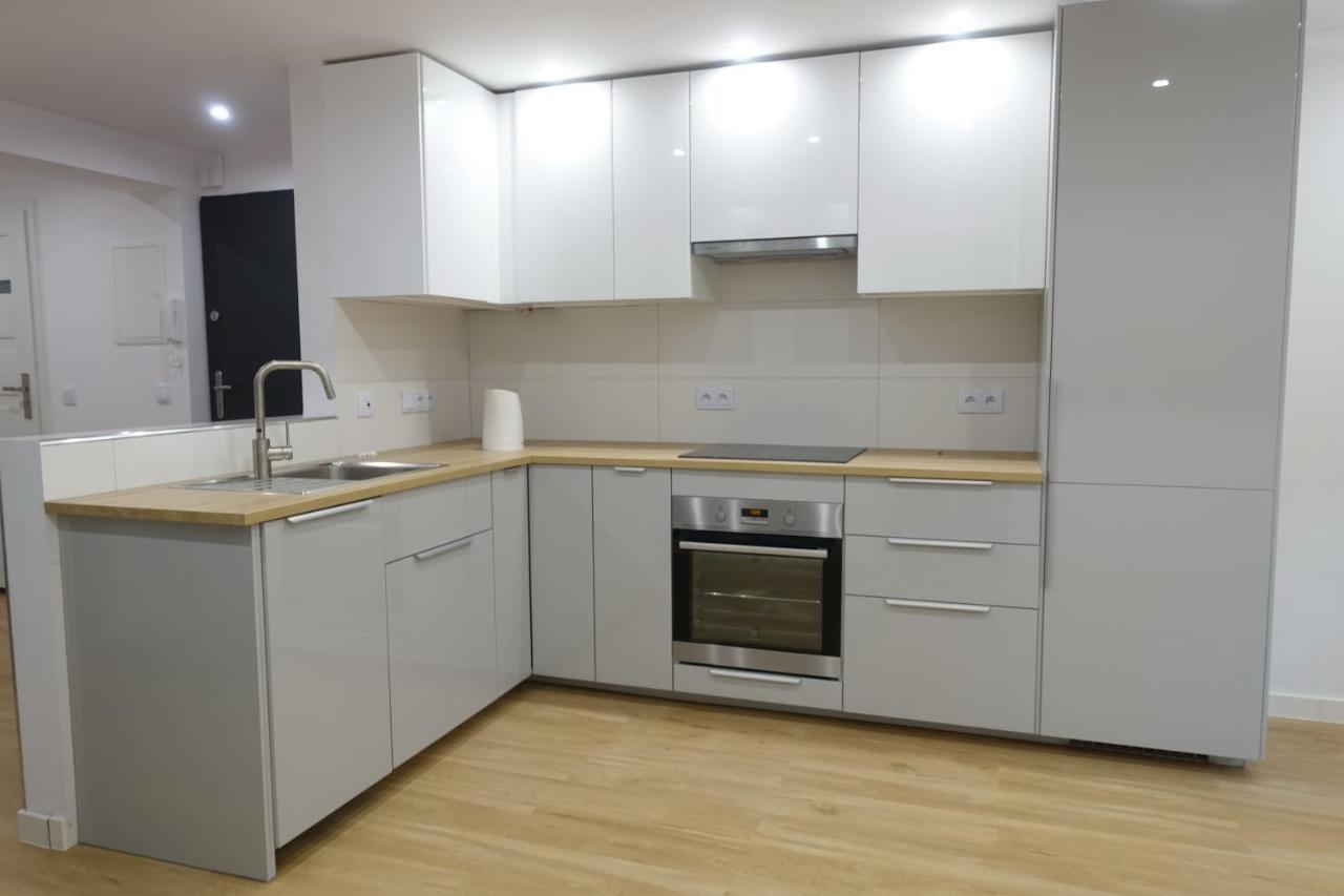 Three Apartment *