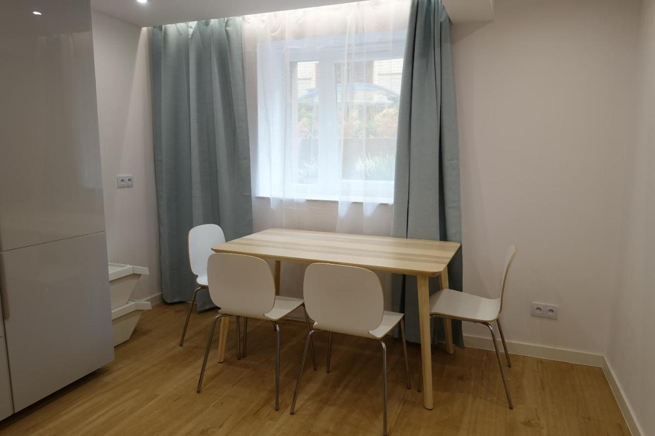 Three Apartment *