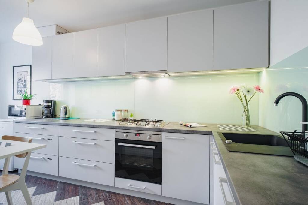 Apartament White Beds - For 6 People In The Center