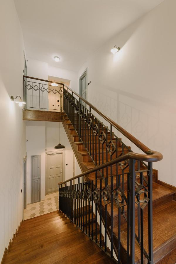 Goldfinger 3-bed Unique In The Heart Of Podgorze Apartamento