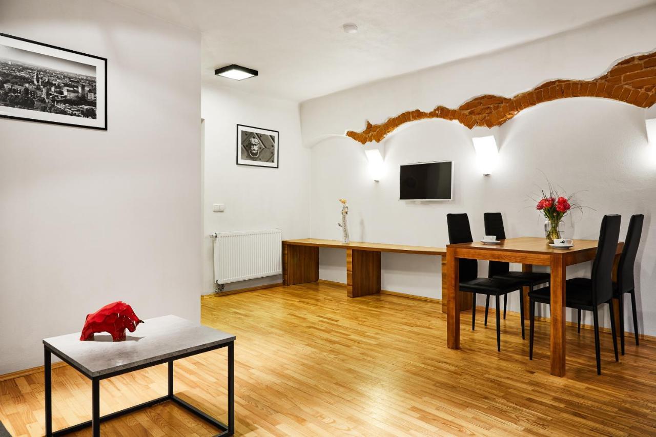 Aparthotel For Main Square 3*